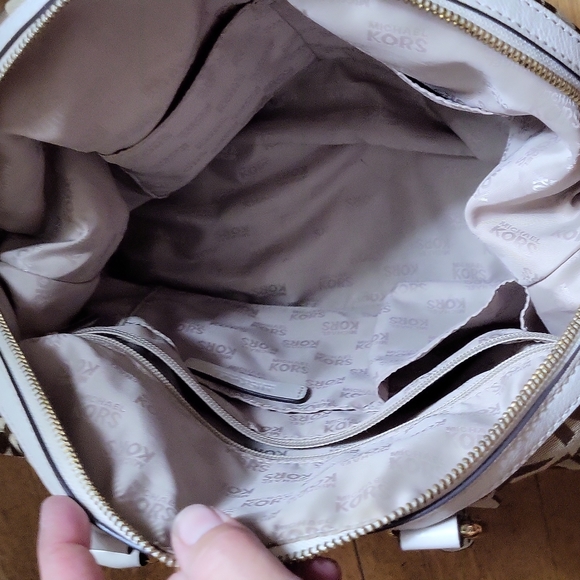 Michael Kors Bedford Legacy - Picture 9 of 12